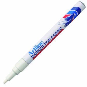 Artline_EKC_1_tekstiilikyna_valkoinen_1_2mm_pyorea_karki__tekstiilien_merkkaukseen__Pesunkestava_muste__Vahva_karki__leveys_1_2_mm