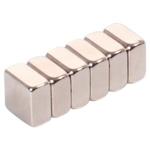 Taulumagneetti__nelio__1x1cm__metall