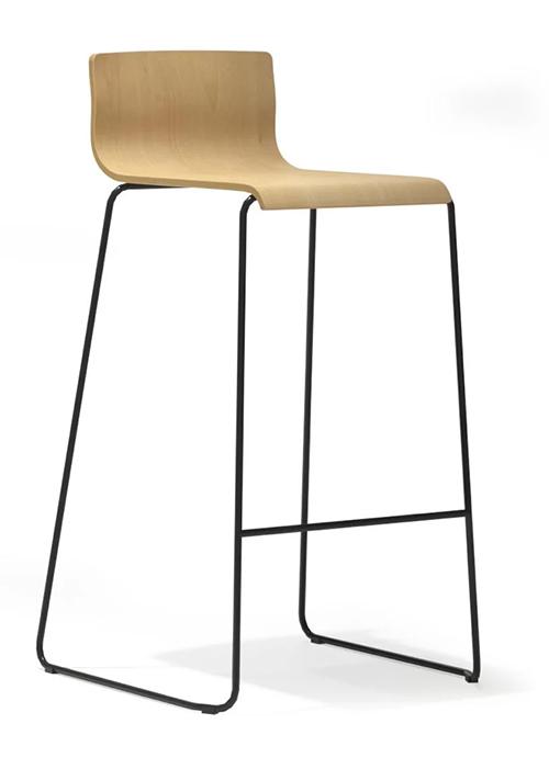 Narbutas_MOON_korkea_tuoli