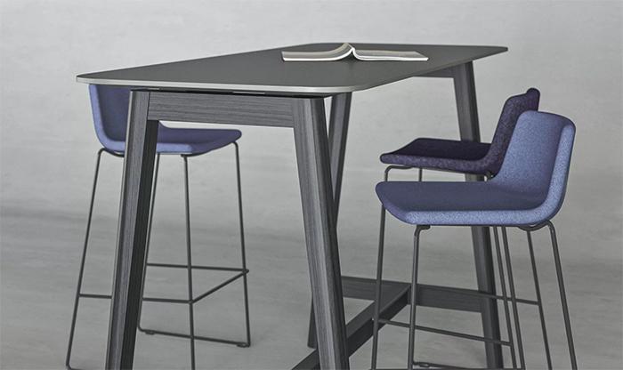 Narbutas_TWIST_SIT_korkea_tuoli